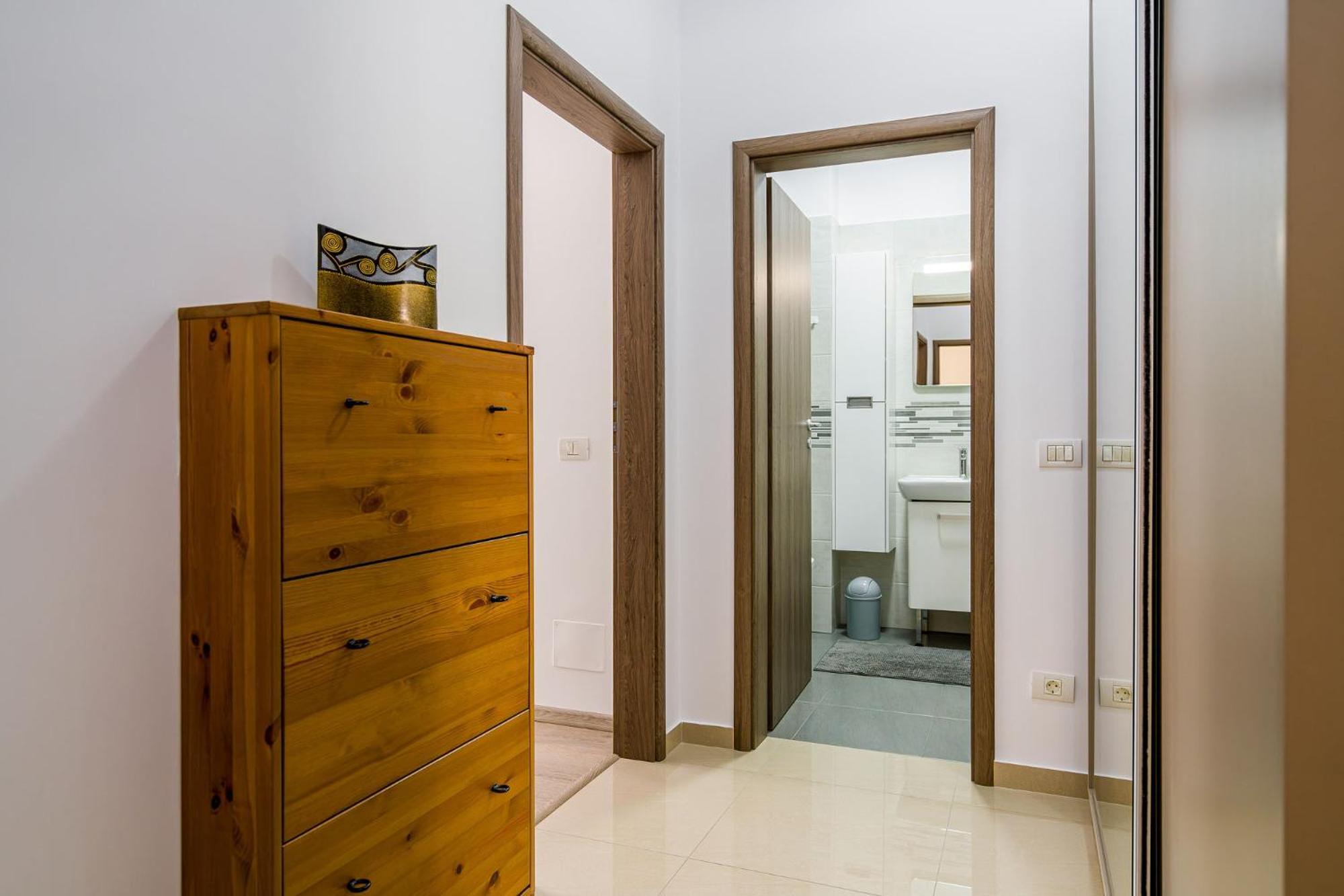 Politehnica Deluxe Apartment Bucarest Extérieur photo