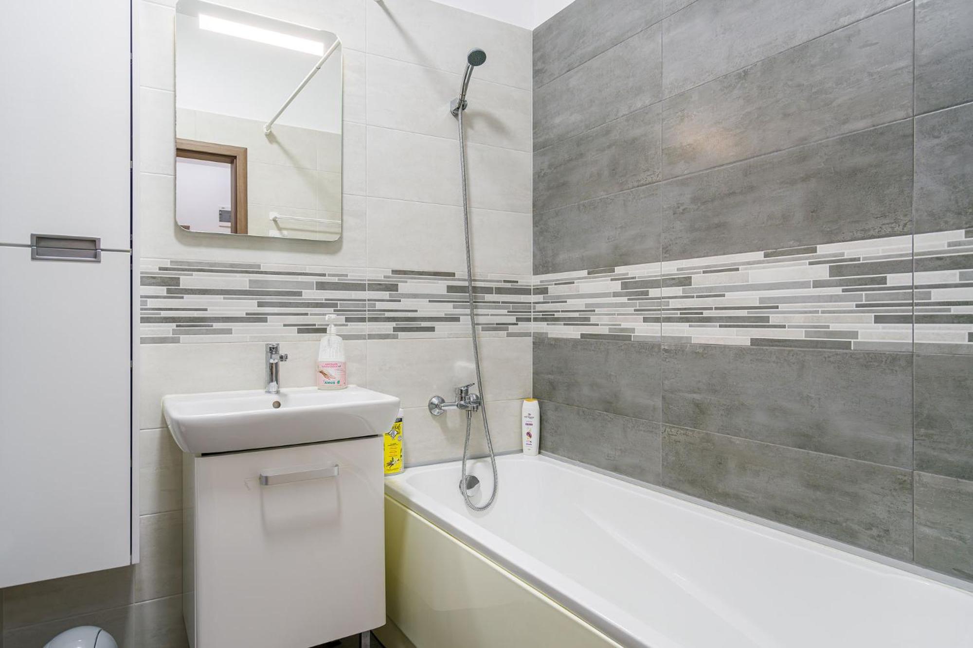 Politehnica Deluxe Apartment Bucarest Extérieur photo